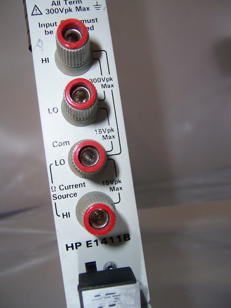 10859 HP E1411B 5 1/2 DIGIT MULTIPLEXER 75000 SERIES C