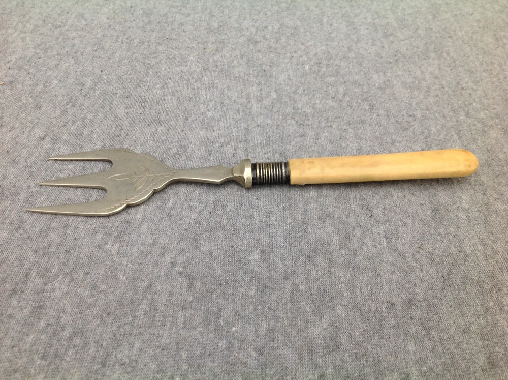 JGG & S Serving Fork