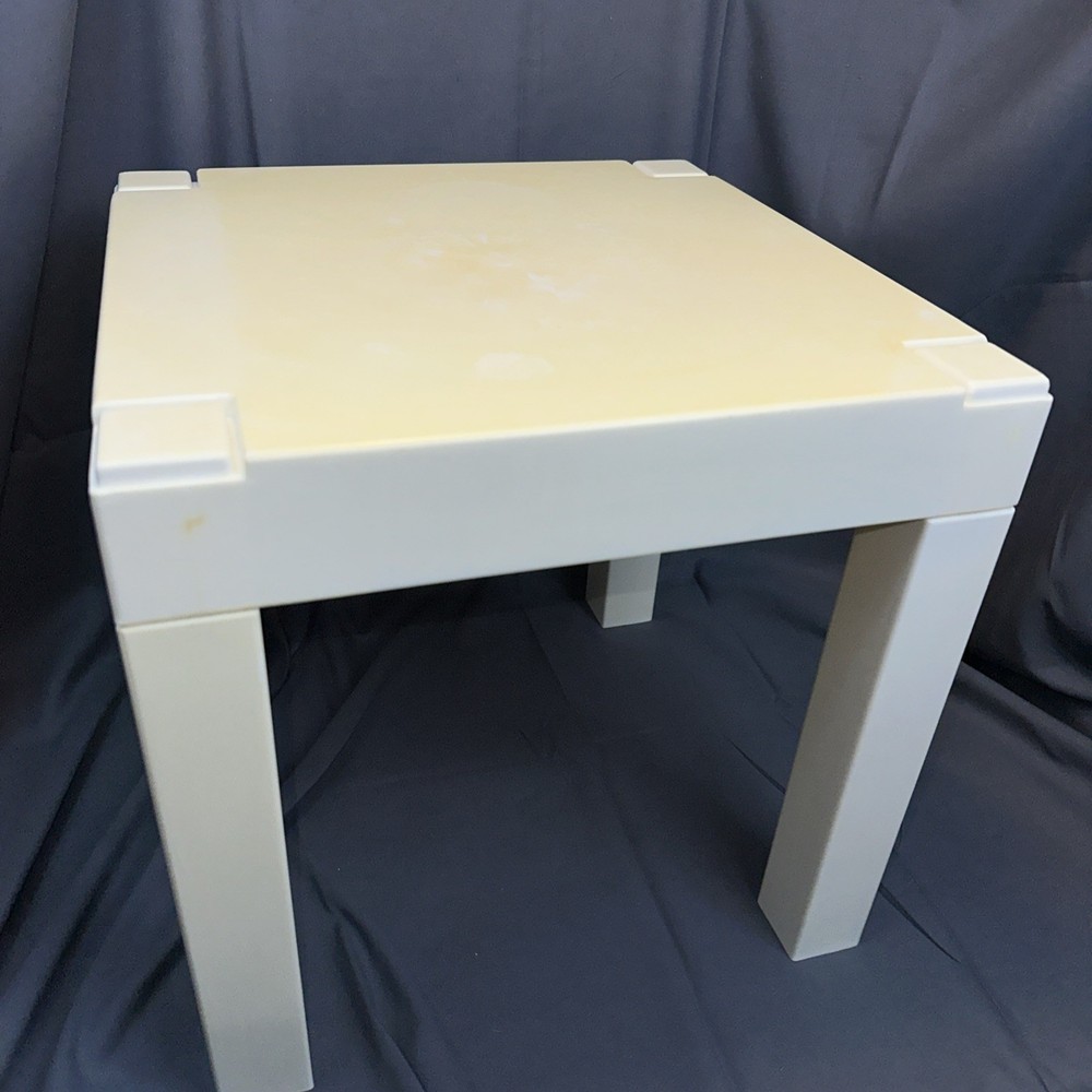 1980s Cube End Side Table Removable Legs 14x14x14 ****Discolored Plastic