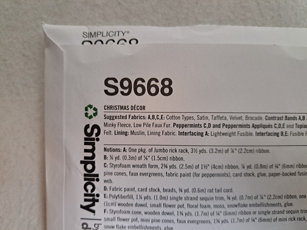 Simplicity Pattern - Christmas Decor (One Size) #S9668 - Uncut