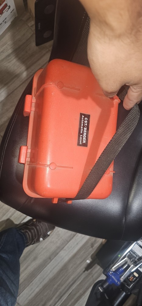 CST/Berger 24X Automatic Level w/ Hard Case