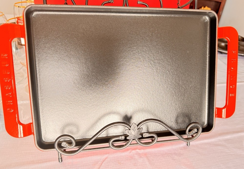 Cast iron griddle rectangularChasseur 16.5" x 9.75" in Beautiful Red Heavy Duty