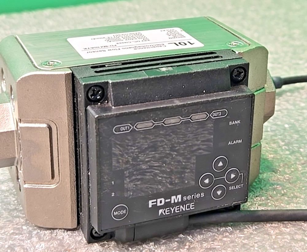 KEYENCE FD-MZ10AYK CAPACITANCE ELECTROMAGNETIC FLOW SENSOR 10L | STOCKROOM SPARE