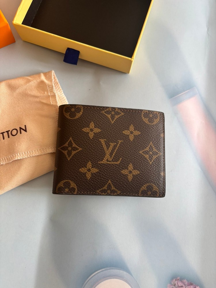 Louis Vuitton Louis Vuitton Brown Keychain