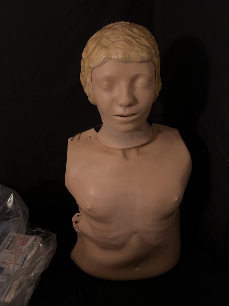 Torso CPR Rescue Training DOLL Mannequin (NOT Tested)