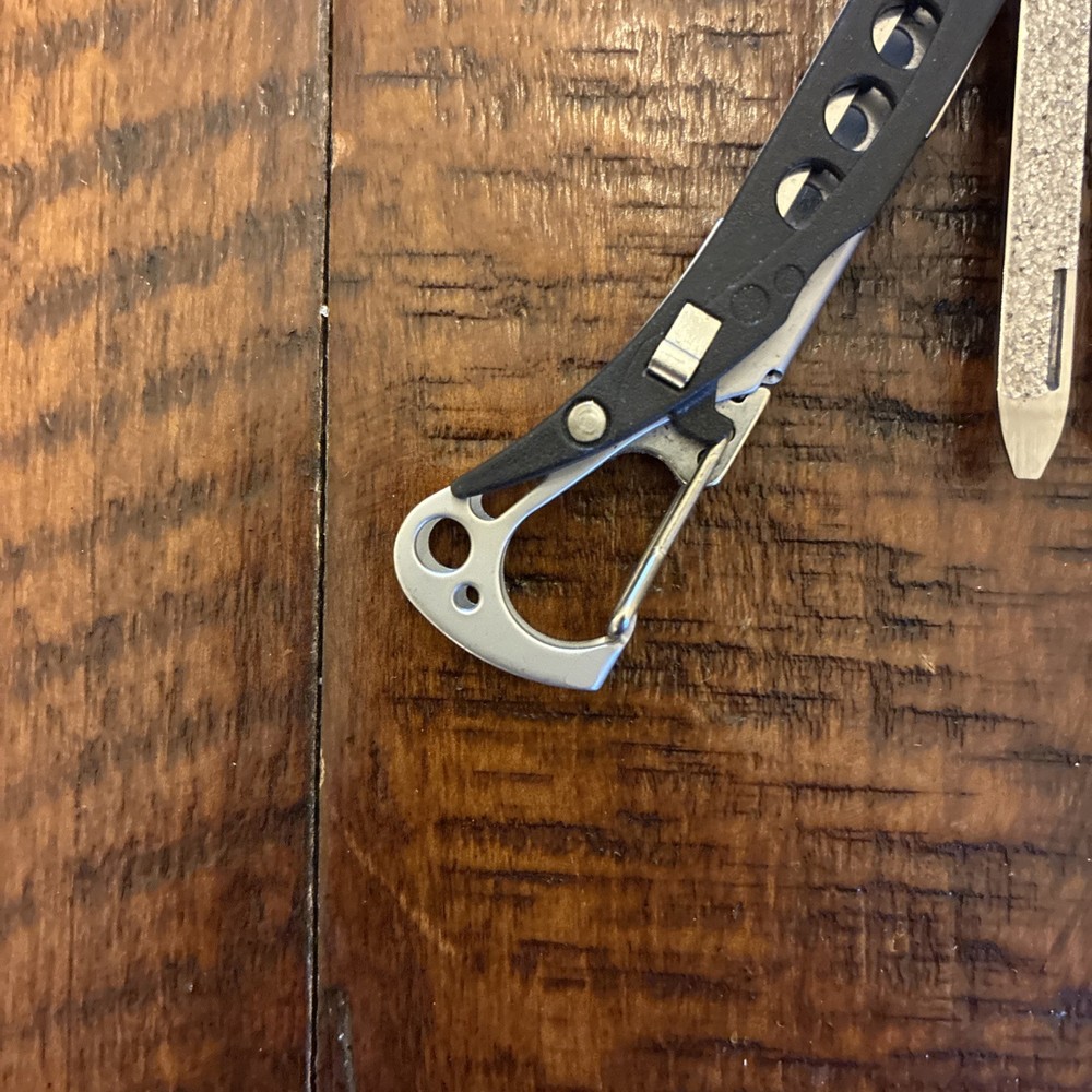 Leatherman Style CS Black Mini Multi-Tool Keychain Stainless - Excellent