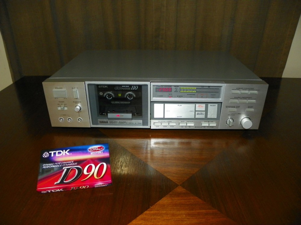 Yamaha K-700 Cassette Deck