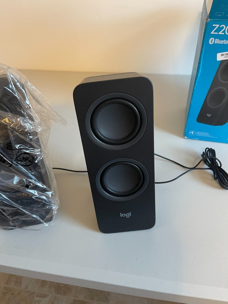 Logitech Z207 Bluetooth Speaker - Black