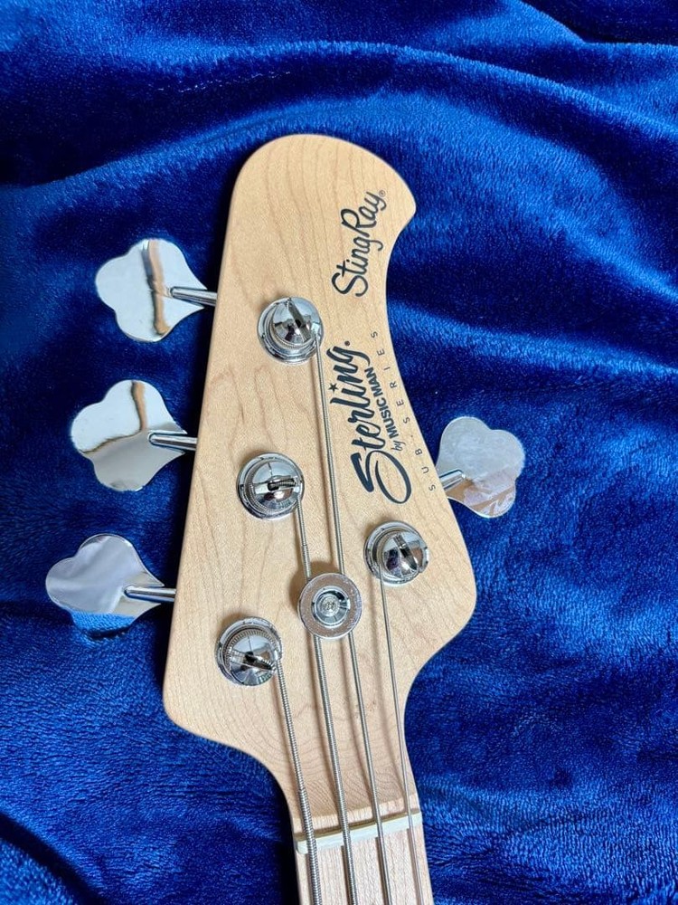 Sterling Stingray Ray4