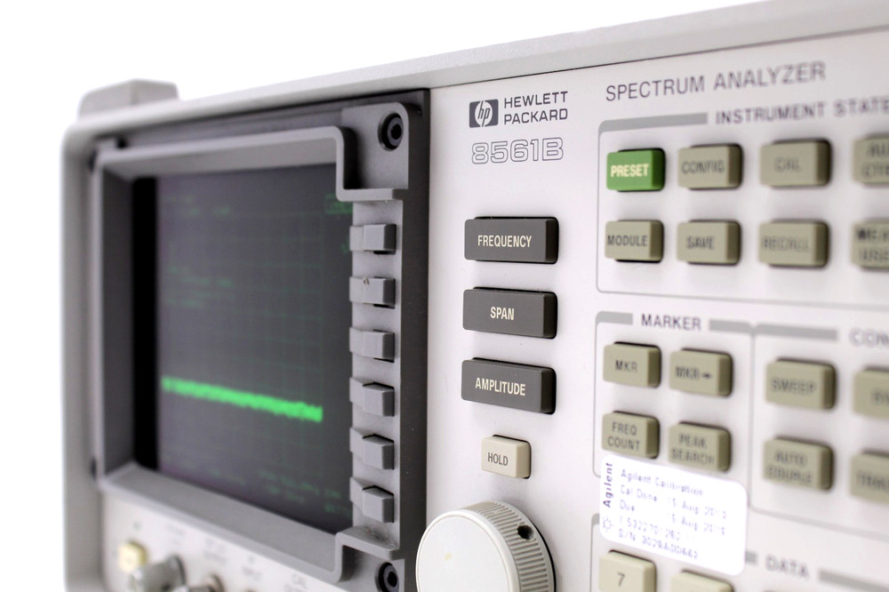 HP 8561B Spectrum Analyzer Power Tested Only