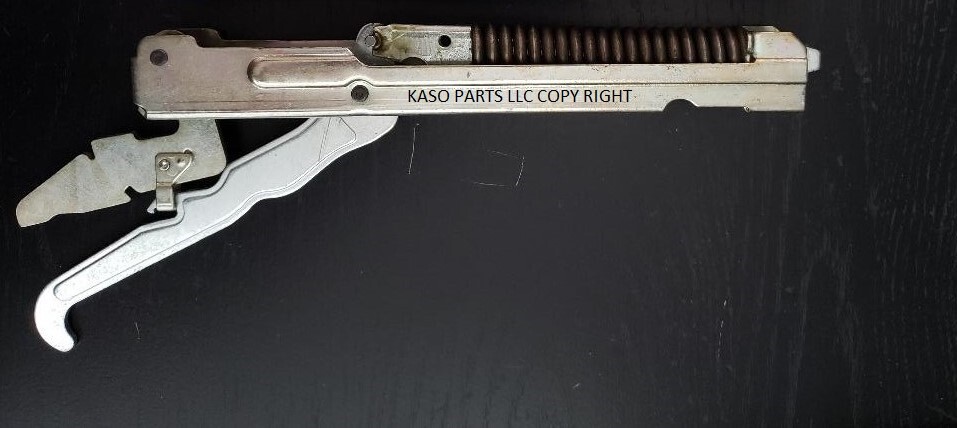 DCS 211344 DOOR HINGE