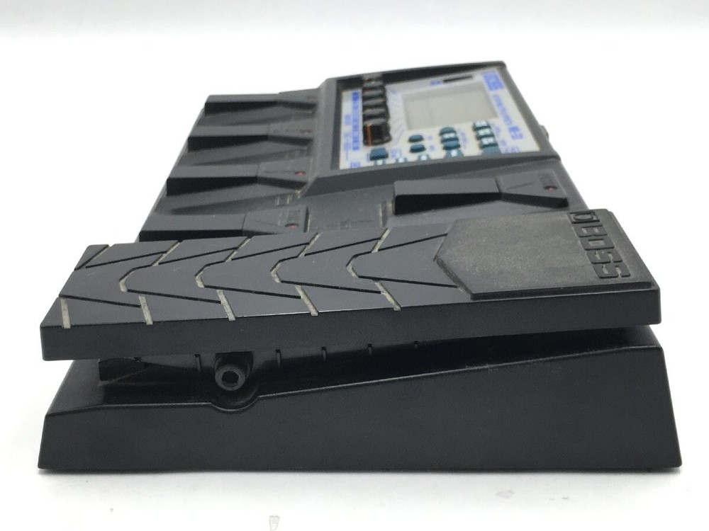 BOSS ME-33 Multi-Effects Guitar Effects Pedal