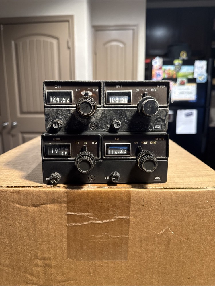 KX 170B Nav/Comm SYS. 13.75VDC.