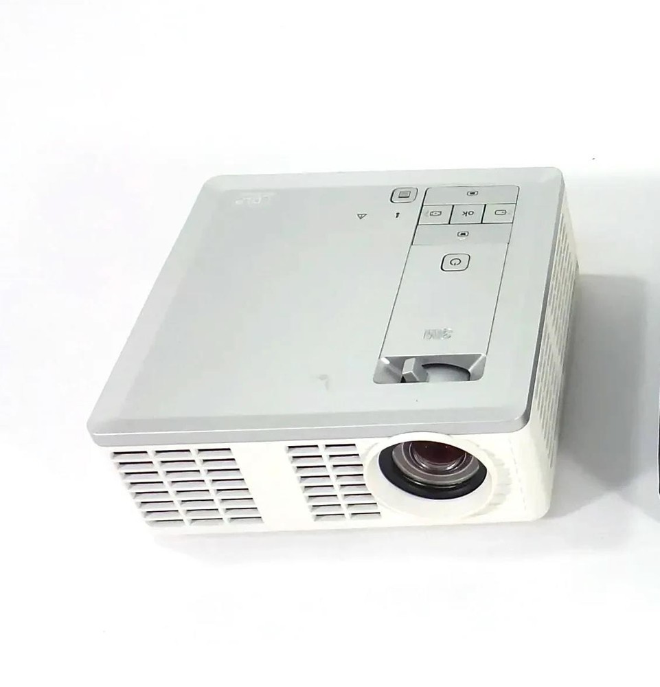 3M MP410 Mobile DLP LED Projector with AC Adapter - Display Timer : 150 Hours