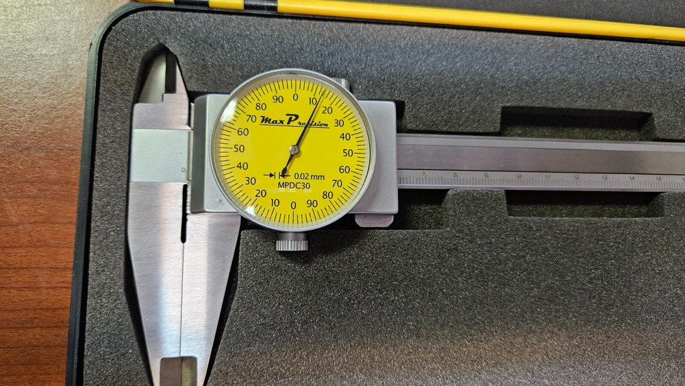 Max Precision Dial caliper 0-31 cm