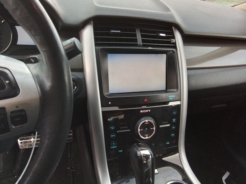 2014 Ford Edge Front Center Dash Mounted 8' Touch Screen from 04/09/14