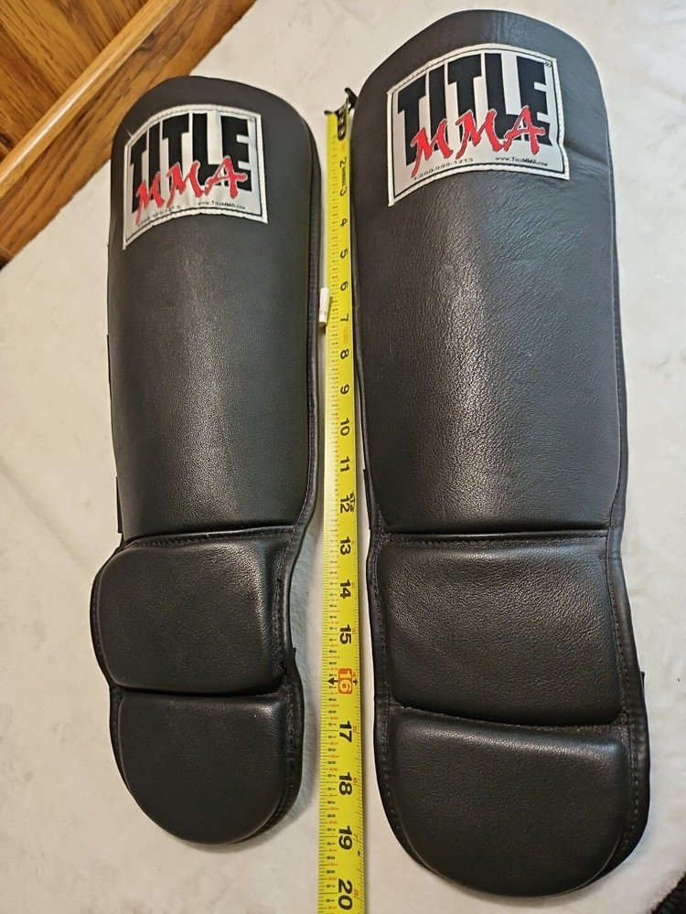 Title MMA Guards Adult XL