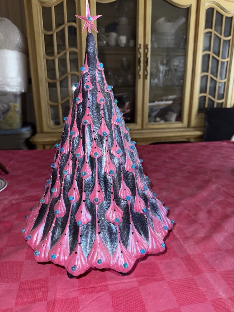 15 Inch Modern Lava Tree