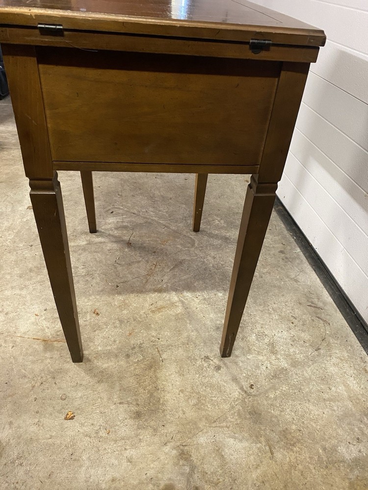 Singer Tuck Away Sewing Machine Table