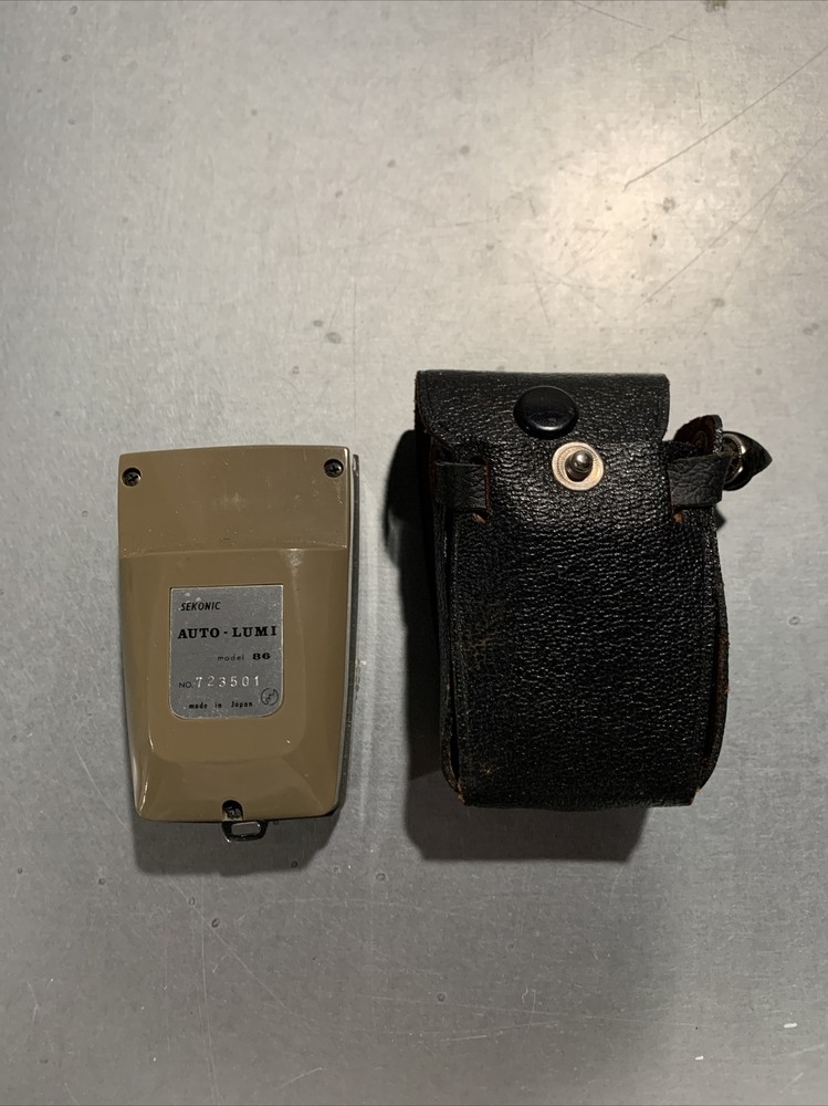 Sekonic Auto-Lumi Model 86 Light Meter with Case