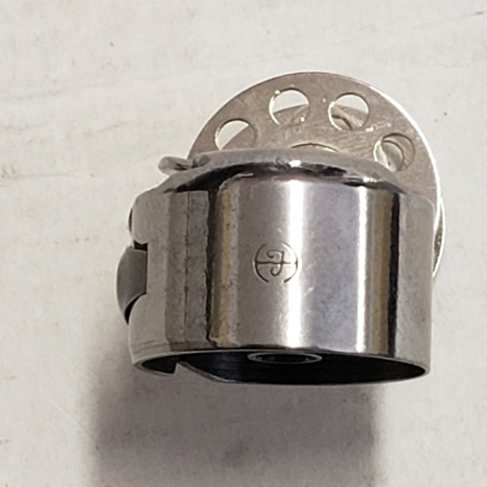 3PC GENUINE SHUTTLE HOOK "J" + BOBBIN CASE "J"+ BOBBIN FOR SEWING MACHINE B3.8