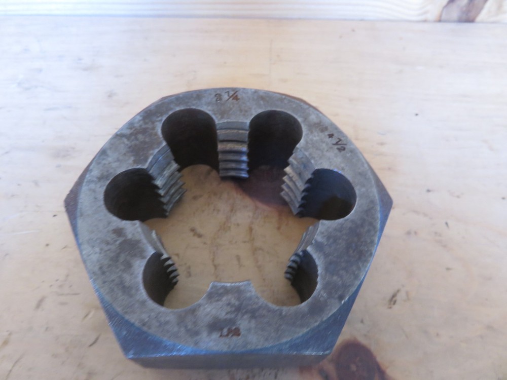 2 1/4 "-4 1/2   Hex Die      (#307-77)