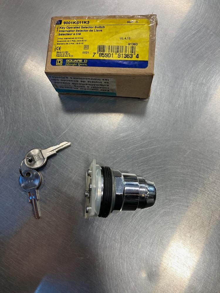 SQUARE D 9001KS11K 30mm Type K, keyed selector switch