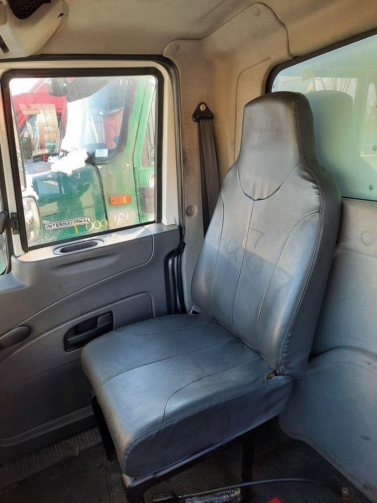 Replaces 2012 INTERNATIONAL 4300 FRONT SEAT ,  MD