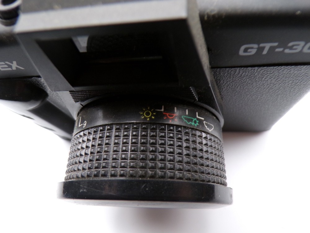 Gemtex 304 35MM Camera Original box, UNTESTED