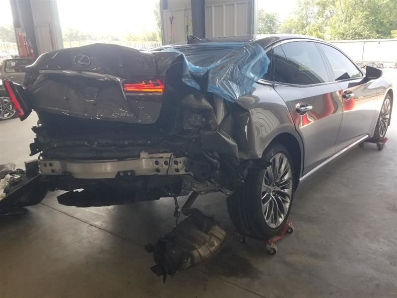 18 LEXUS LS500 NETWORK GATEWAY CONTROL MODULE 8911150110