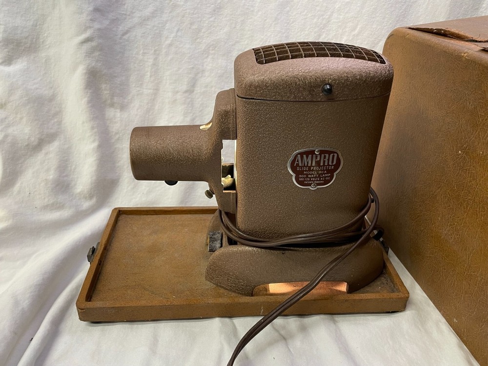 Vintage Ampro Model 30A Slide Projector INCOMPLETE but works.