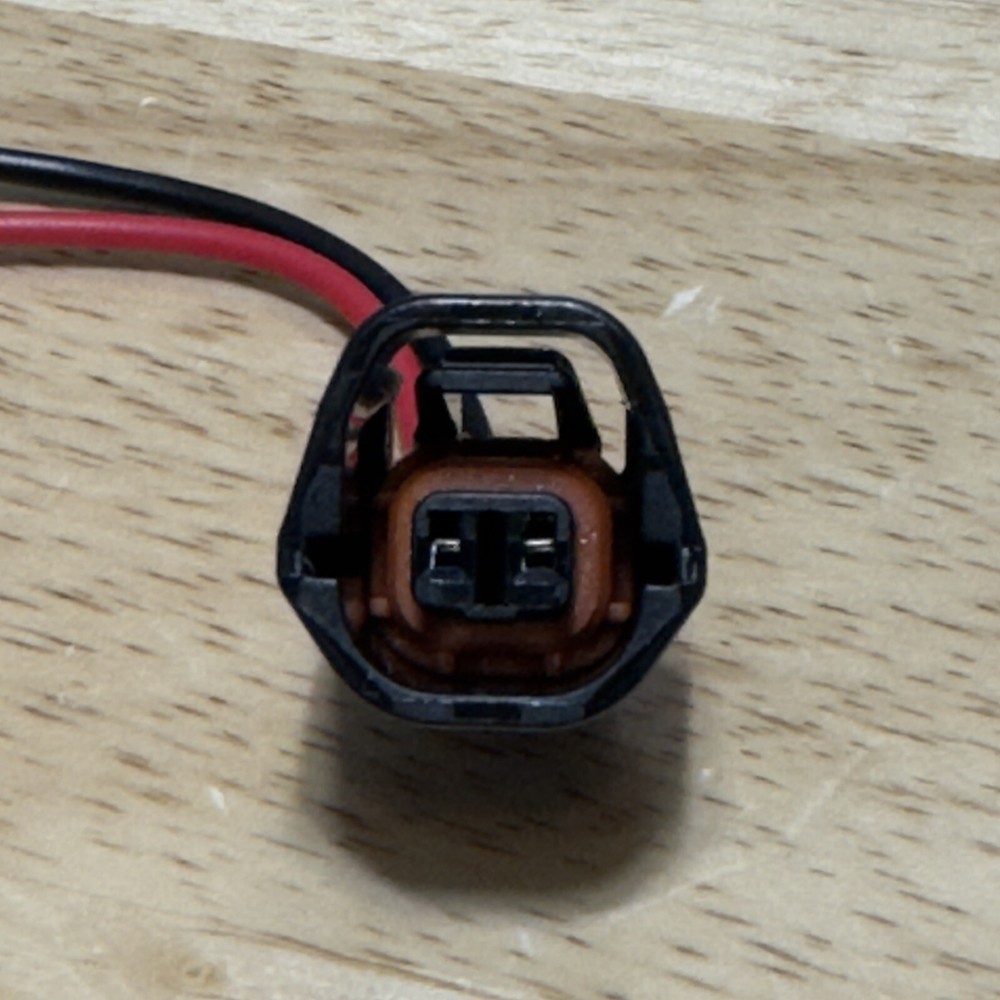 Brake Fluid Level Sensor Connector for 2008-2011 Accent GL with engine L4 - 1.6L