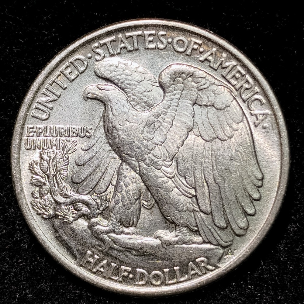 1943 ~ WALKING LIBERTY HALF DOLLAR ~ UNC