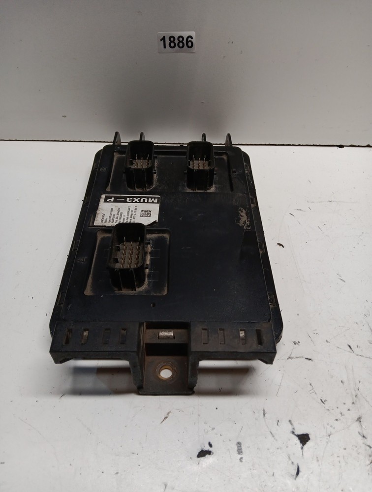 A2C80703100 2014 PETERBILT 579 CHASSIS CONTROL MODULE (CCM) , MD, Item # 1886