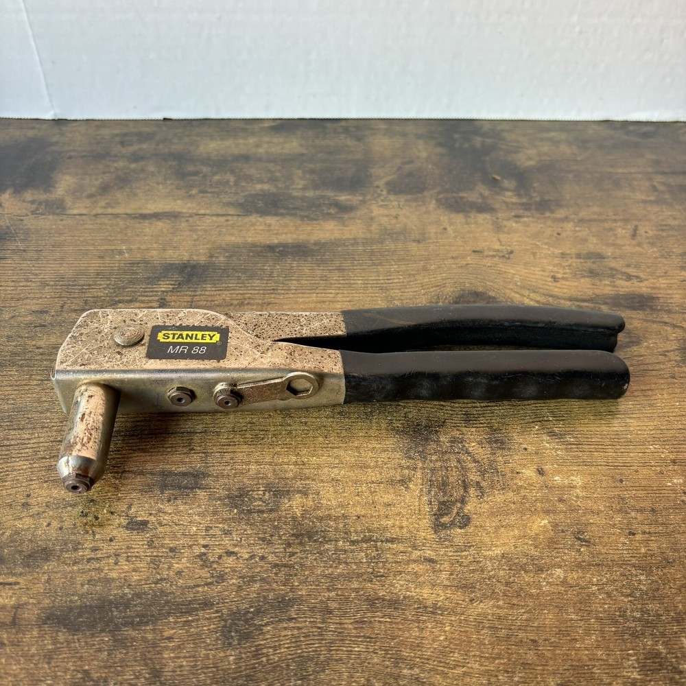 Stanley Tools USA Heavy Duty Riveter MR-88