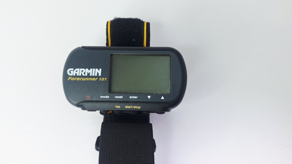 Garmin Forerunner 101 Waterproof GPS Location Distance Trainer