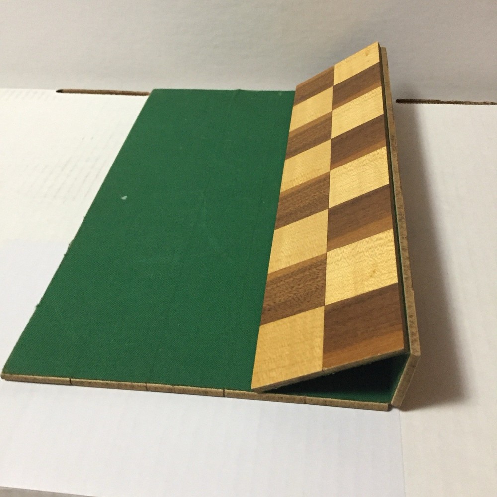 #Q1 Vtg Wood Chess set Checkers Foldable Board . Gift🎁