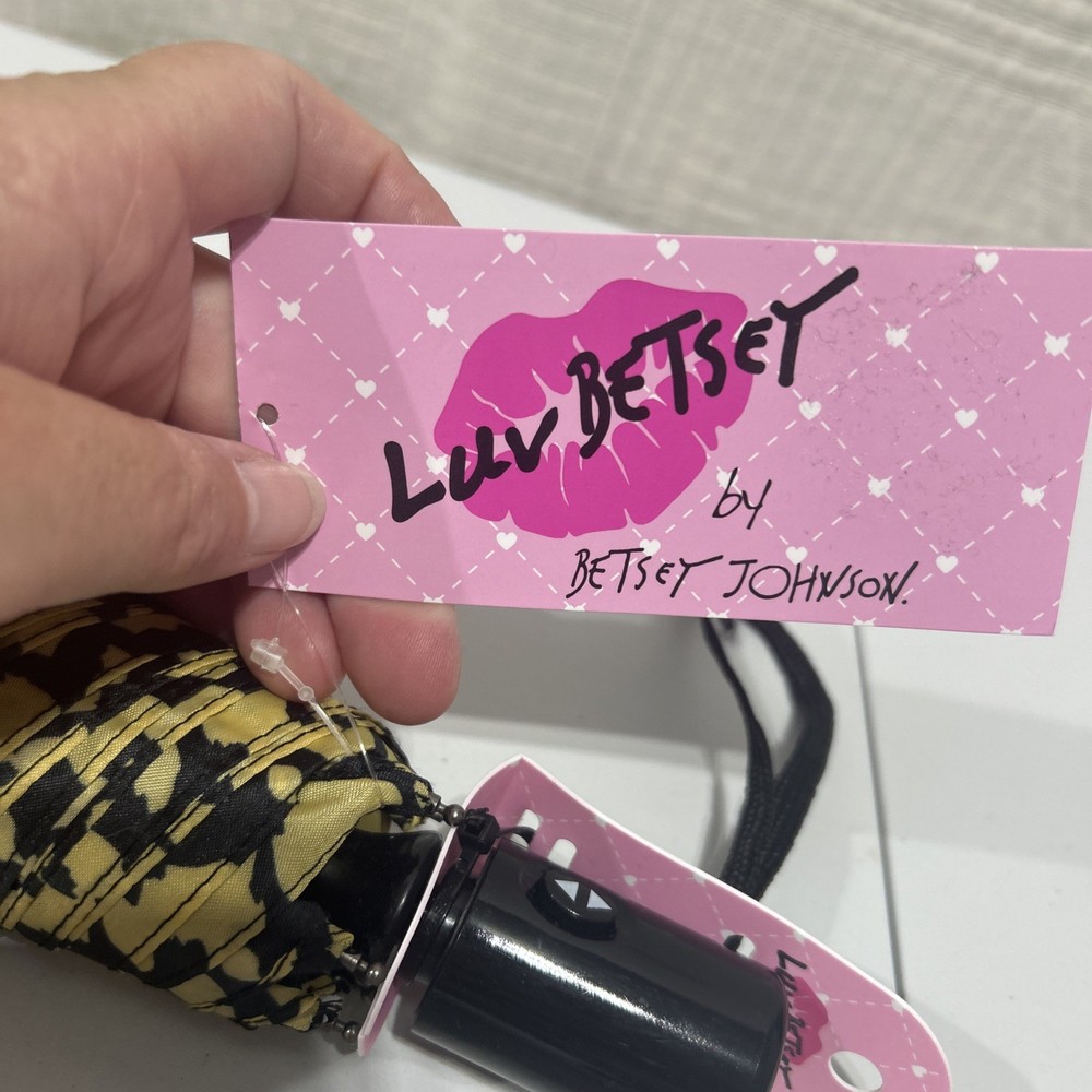 Luv Betsy Umbrella New