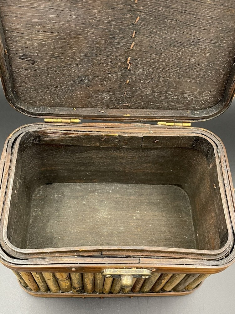 Bamboo wood box crate latching lid Home decor Storage