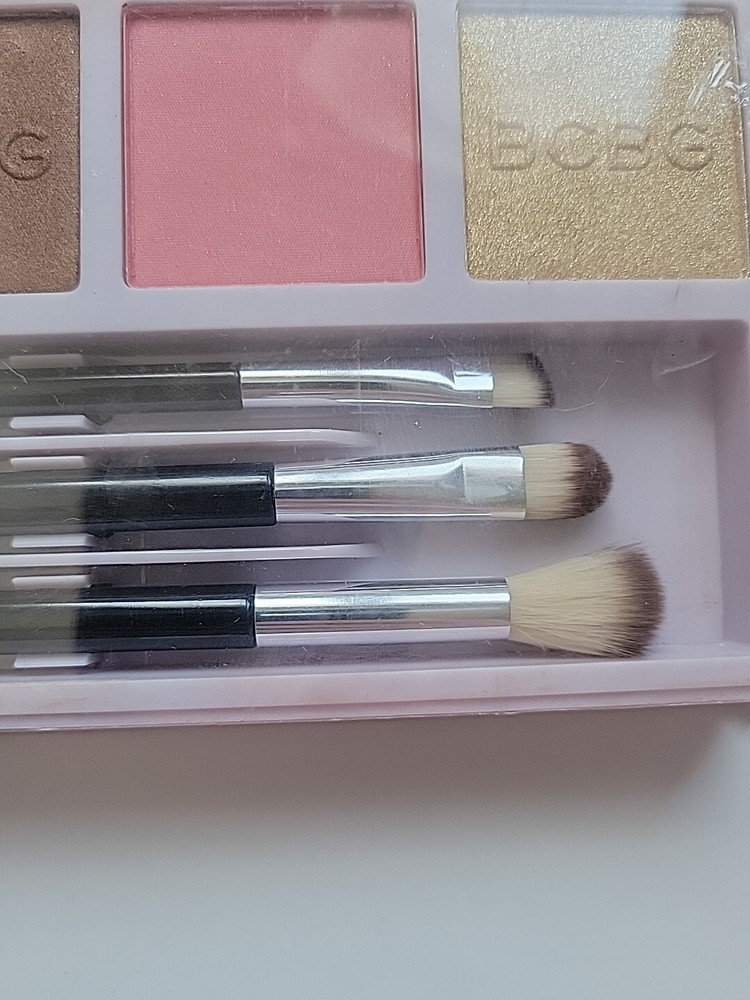 BCBGeneration 36 pc total face & eye palette with mirror