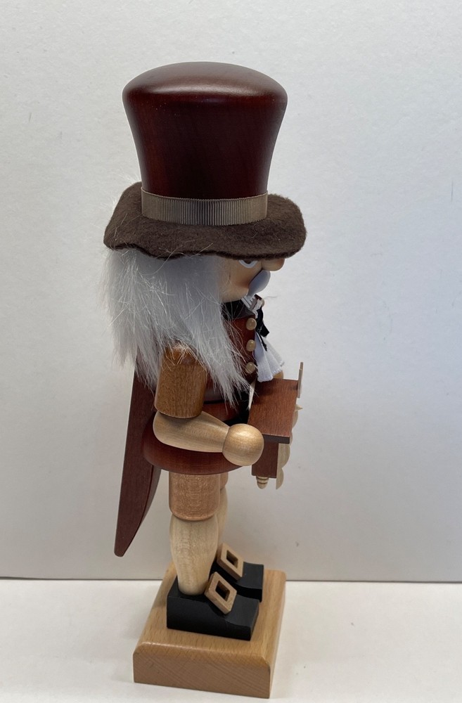 Crate&Barrel Christian Ulbricht Clockmaker German Nutcracker 10.75” Numbered