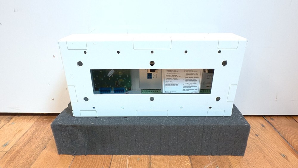 Extron MLC 226 IP DV+ - White MediaLink Controller - USED