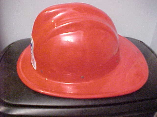 RED FIRE RESCUE HELMET SLIGHTLY USED