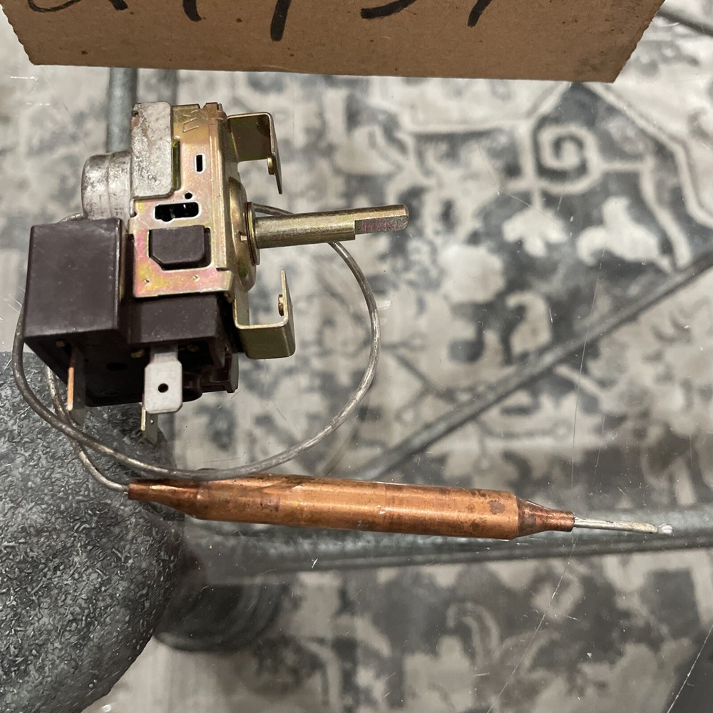 A365806 THERMOSTAT TEMPERATURE CONTROL 24937