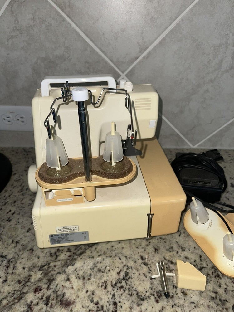 Bernette by Berninia Funlock 006D Sewing Machine Works