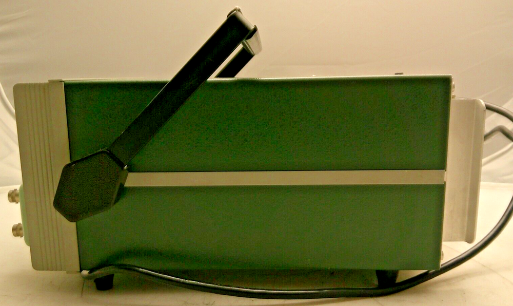 Boonton Electronics Capacitance Meter Model 72BD **Power On/UNTESTED**