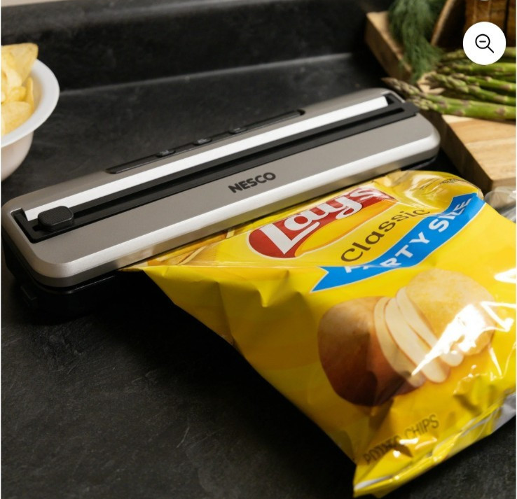 Nesco Space-Saving Vacuum Sealer Machine, Automatic One-Touch Food Sealer...