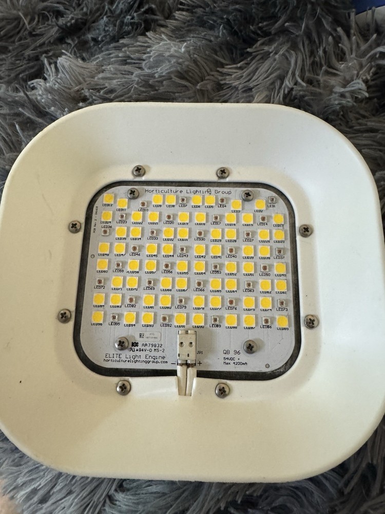 HLG QB96 Grow Light