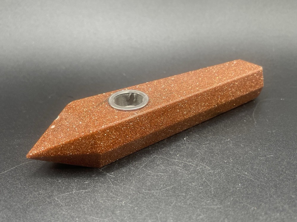 Goldstone Pipe 84g