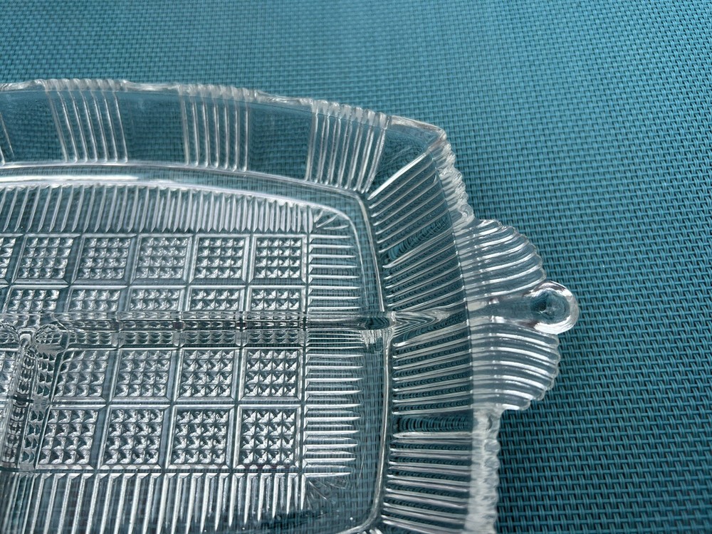 Crystal 3 portion dish crystal rectangle Good condition.  